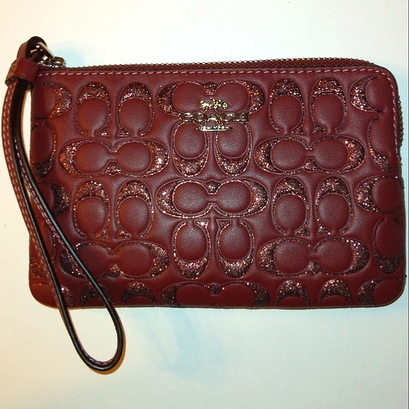 Brand New COACH Signature Glitter Embossed Leather Corner Zip Wristlet - Picture 5 of 12